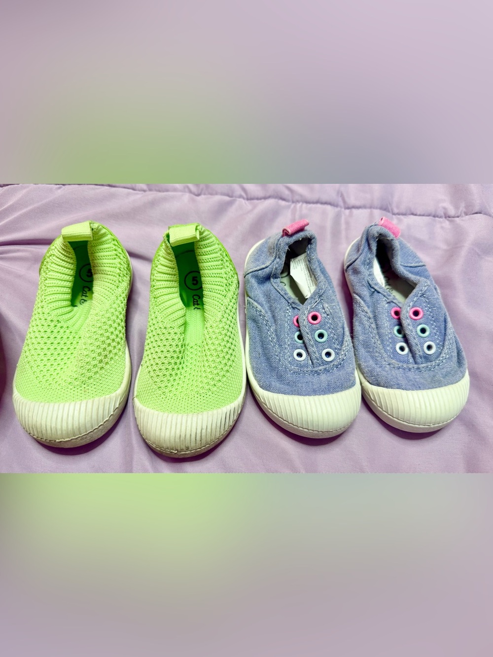 Toddler Girls Slip-On Knit Shows lot in Neon Green and Denim Blue